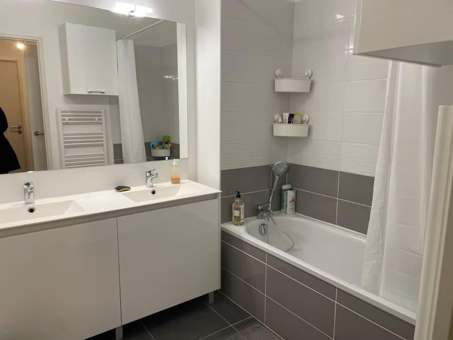 Apartment Between City Center And Beachs Μονπελιέ Εξωτερικό φωτογραφία